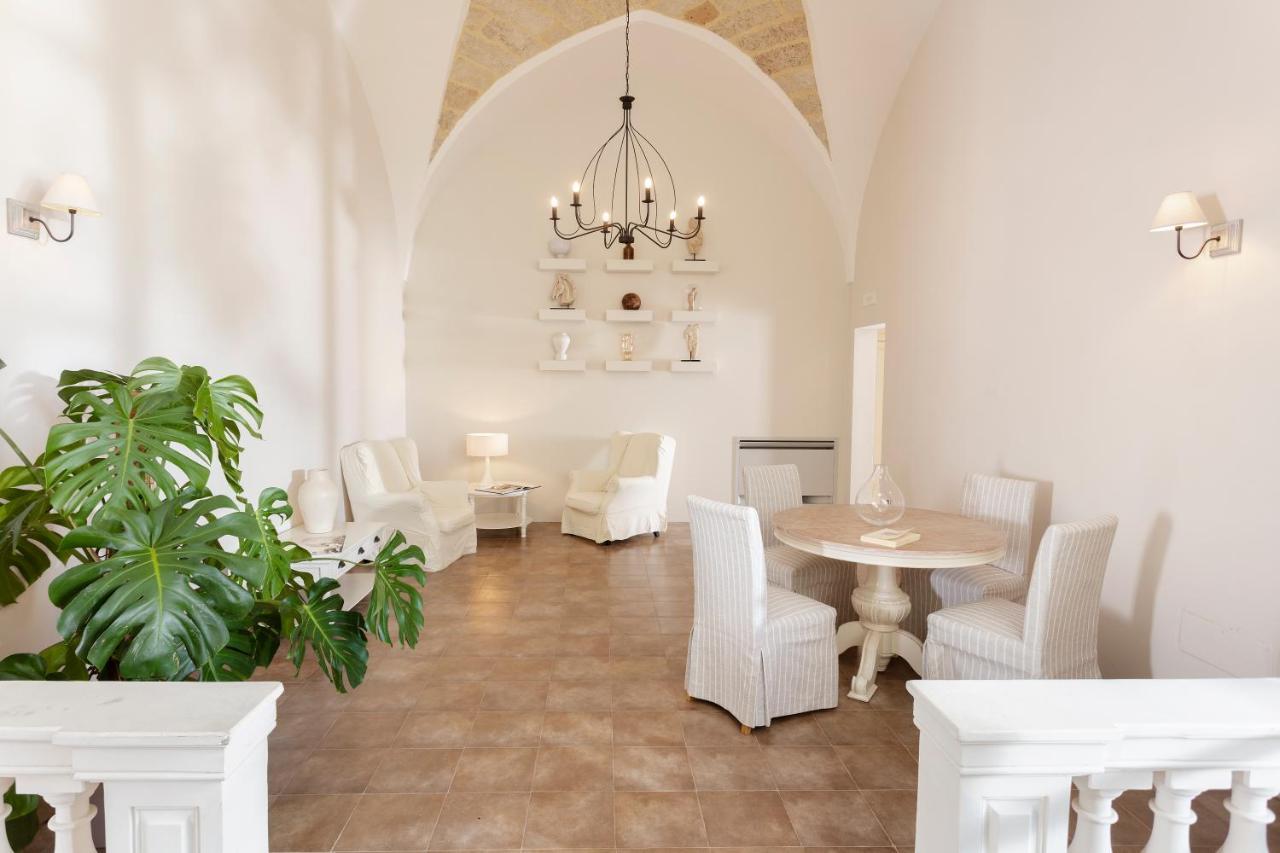 Don Alfonso Dimora D'Epoca Bed & Breakfast Racale Exterior photo