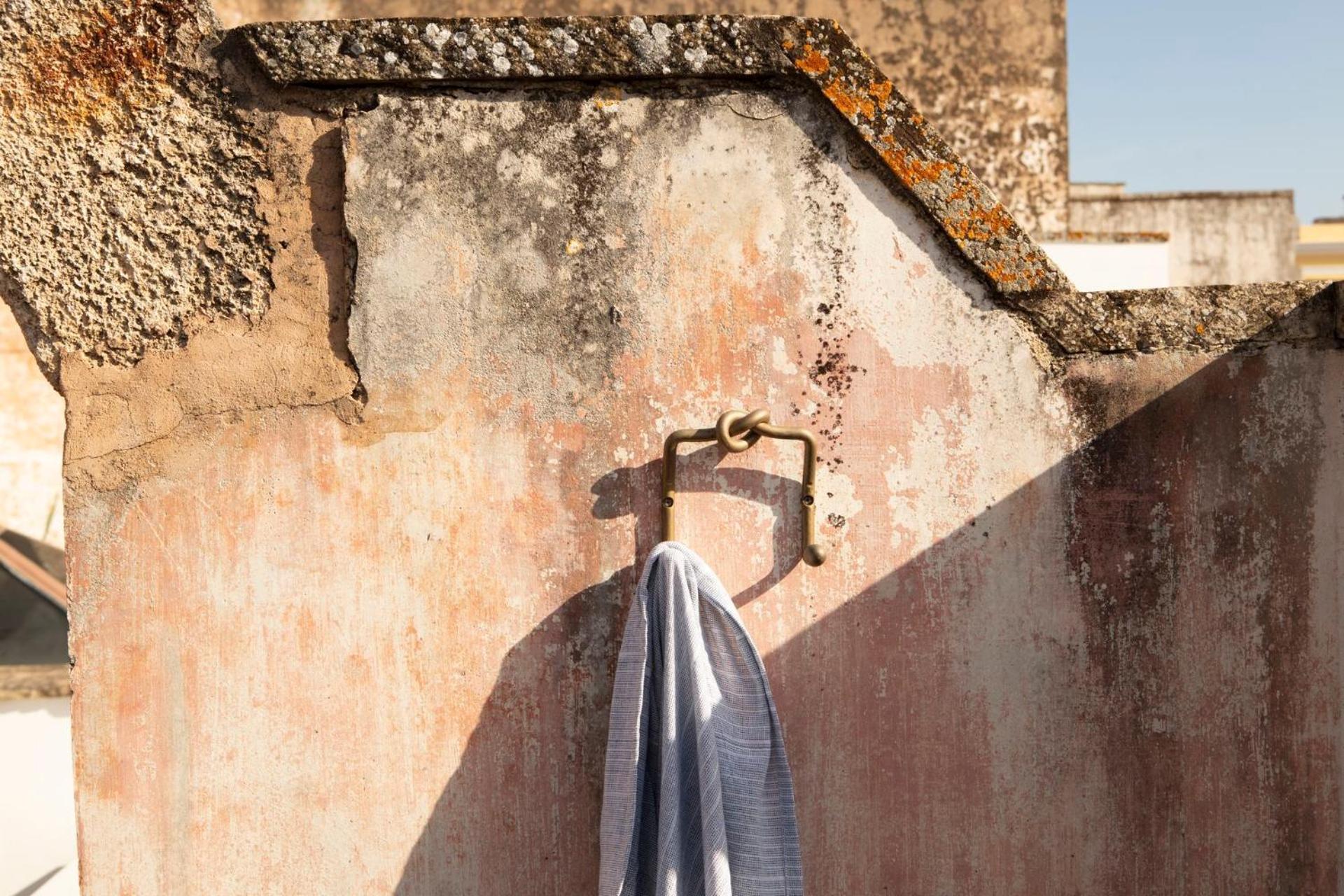 Don Alfonso Dimora D'Epoca Bed & Breakfast Racale Exterior photo