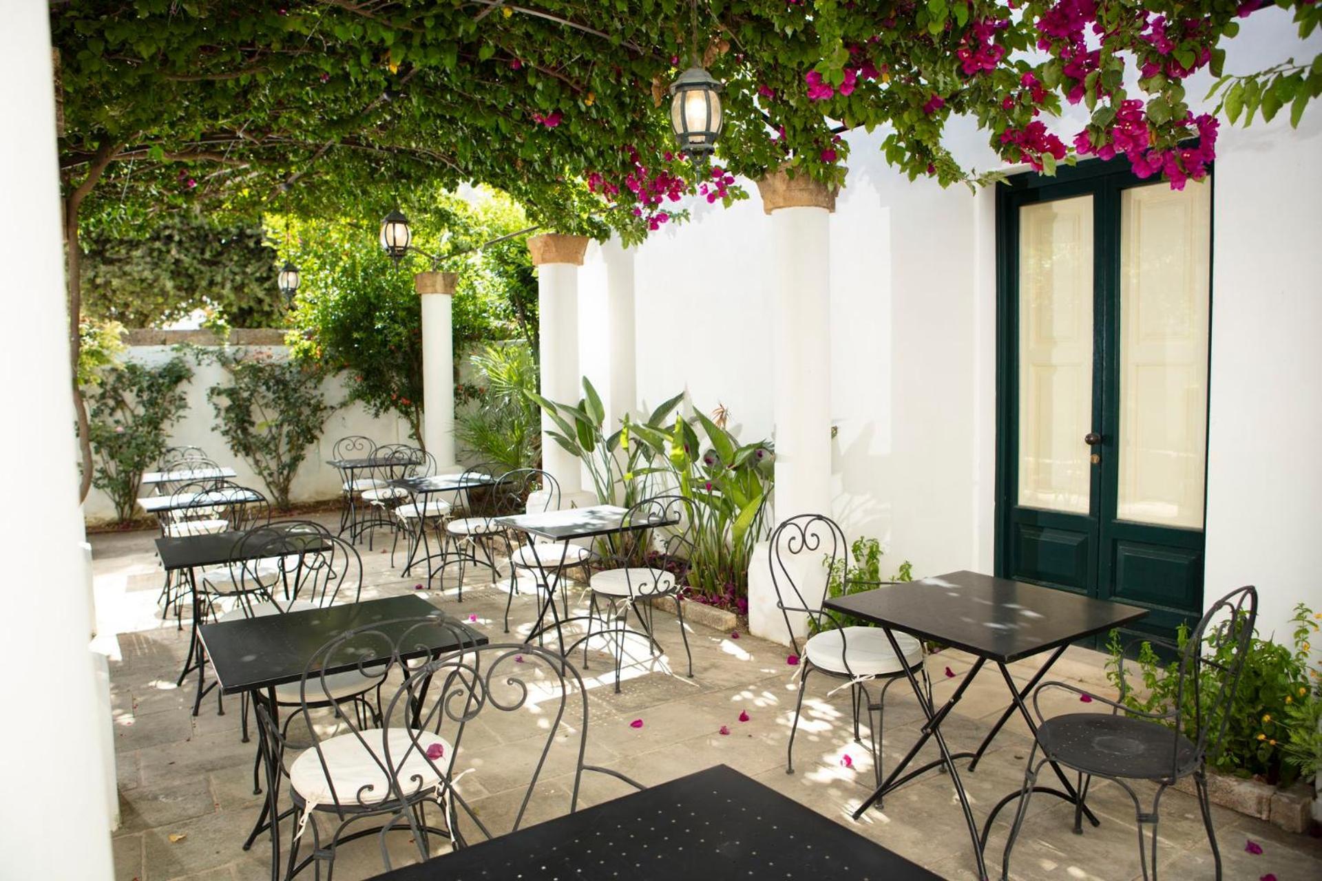 Don Alfonso Dimora D'Epoca Bed & Breakfast Racale Exterior photo
