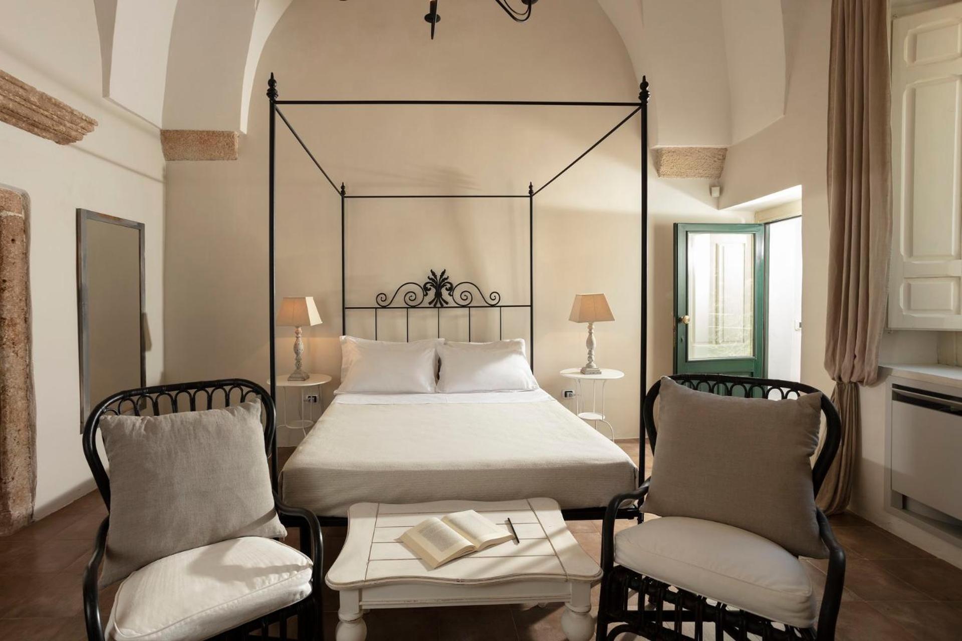 Don Alfonso Dimora D'Epoca Bed & Breakfast Racale Exterior photo